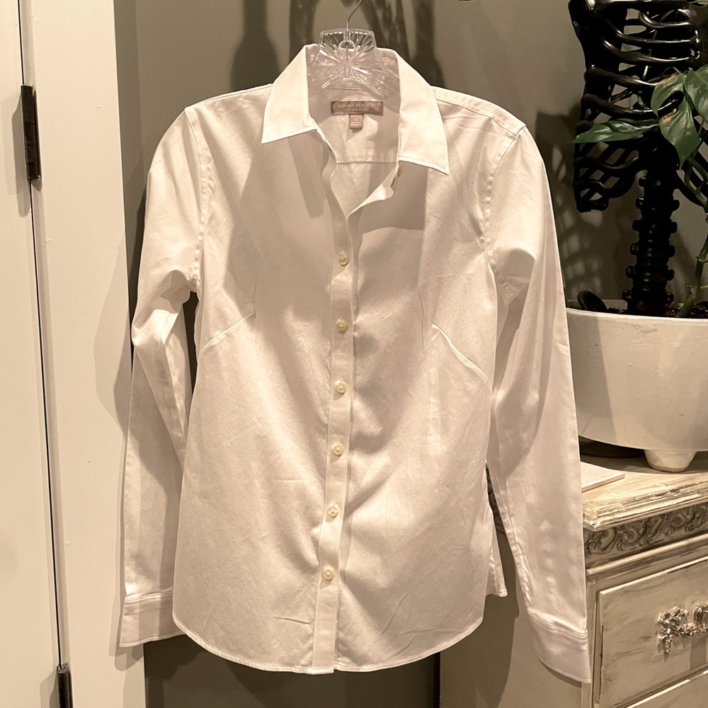Long sleeve white stretch button down no-iron from Banana Republic